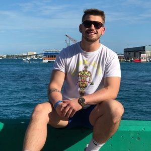 Meet your Posher, Brandon